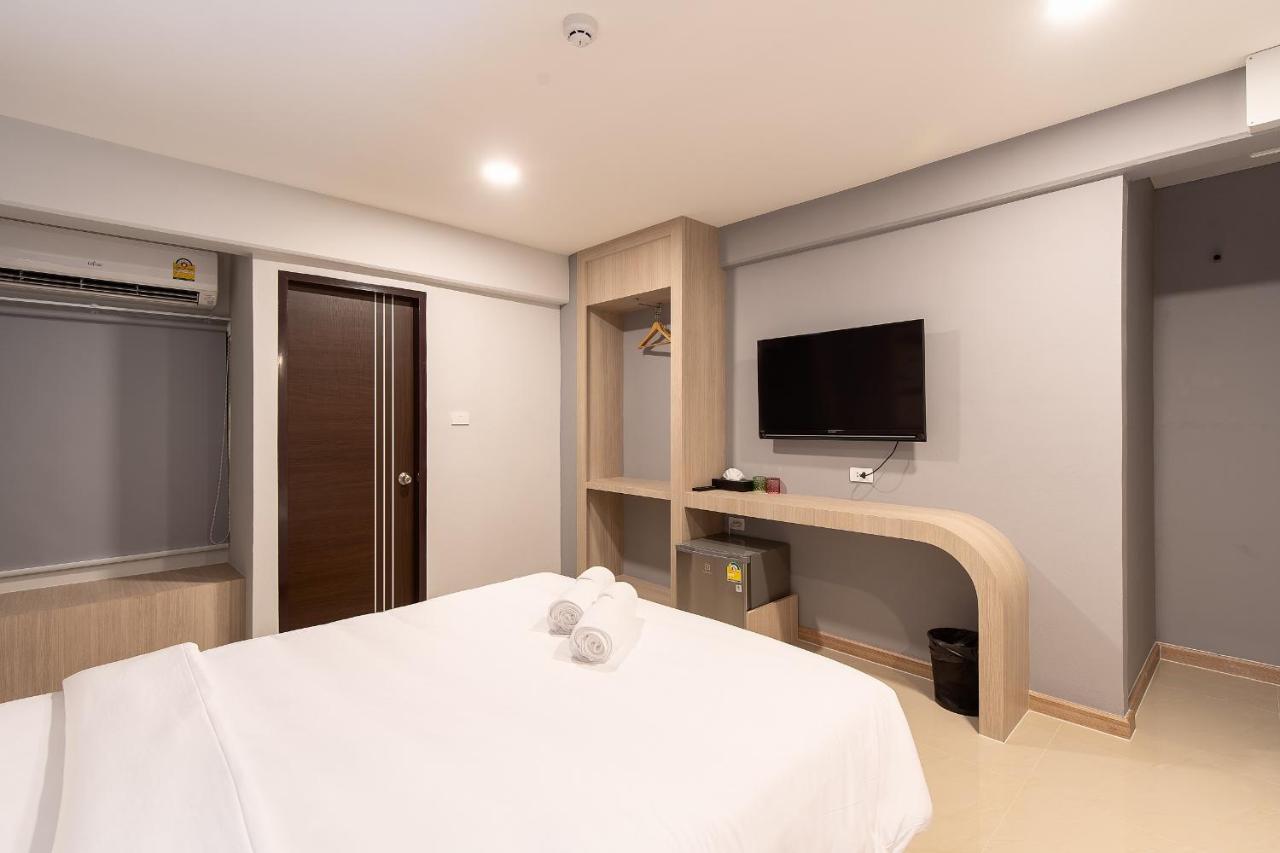 Plaai Play Hotel Rayong Luaran gambar