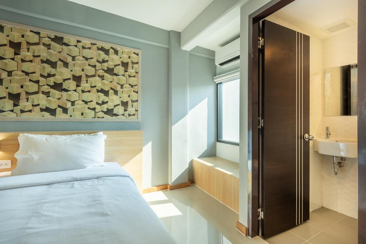 Plaai Play Hotel Rayong Luaran gambar